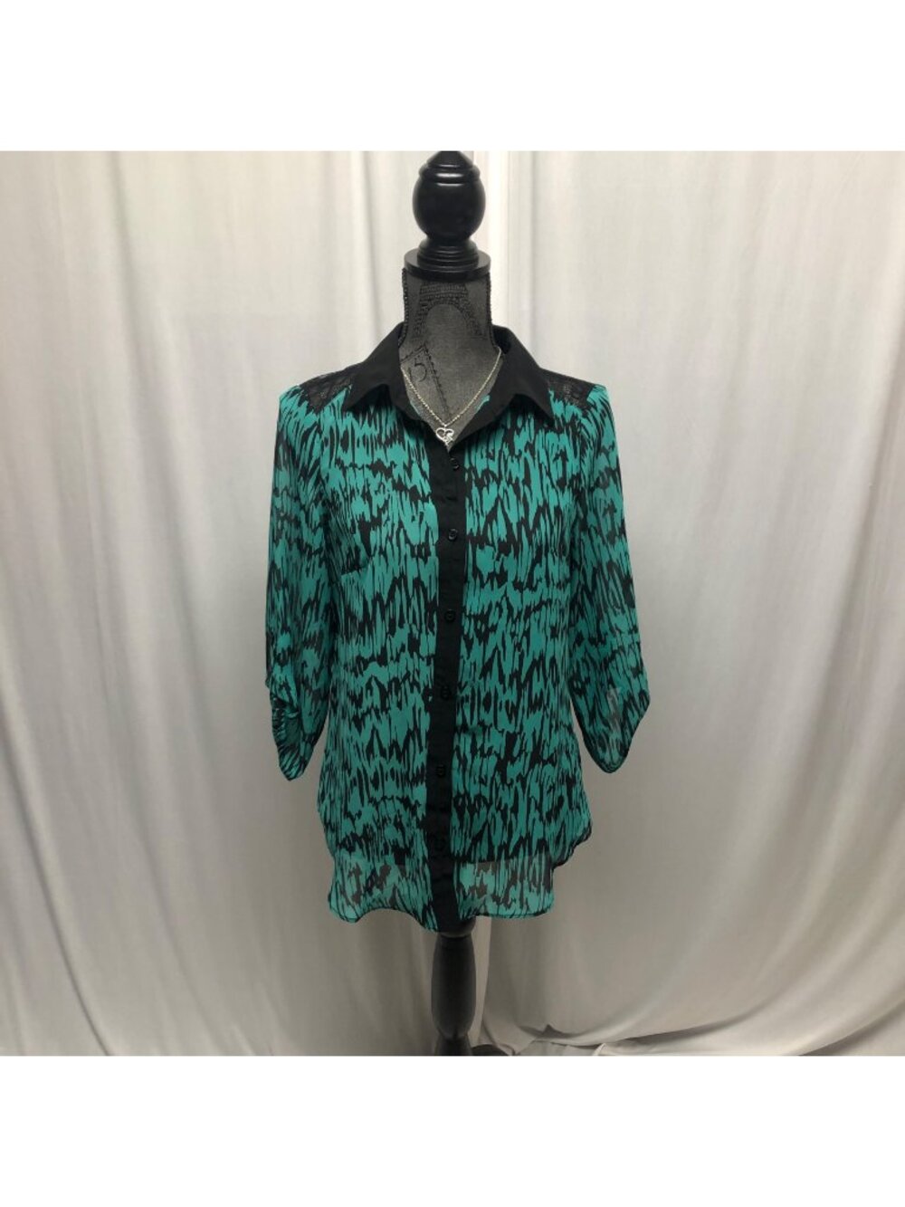 B Design Sheer Blouse Womens Small Size Green Black Blouse Lace Shoulders Top
